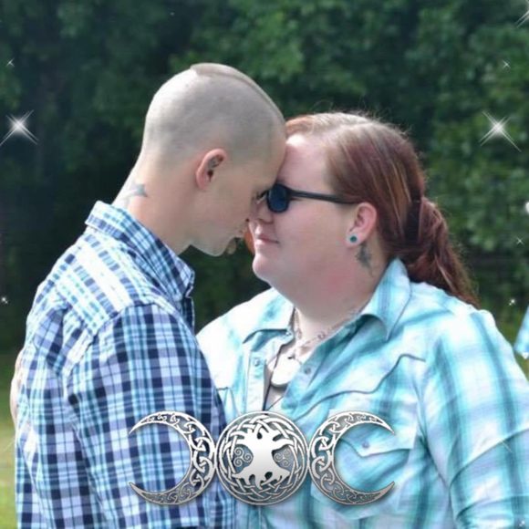 Meet your Posher, Tiana - Picture 1 of 6